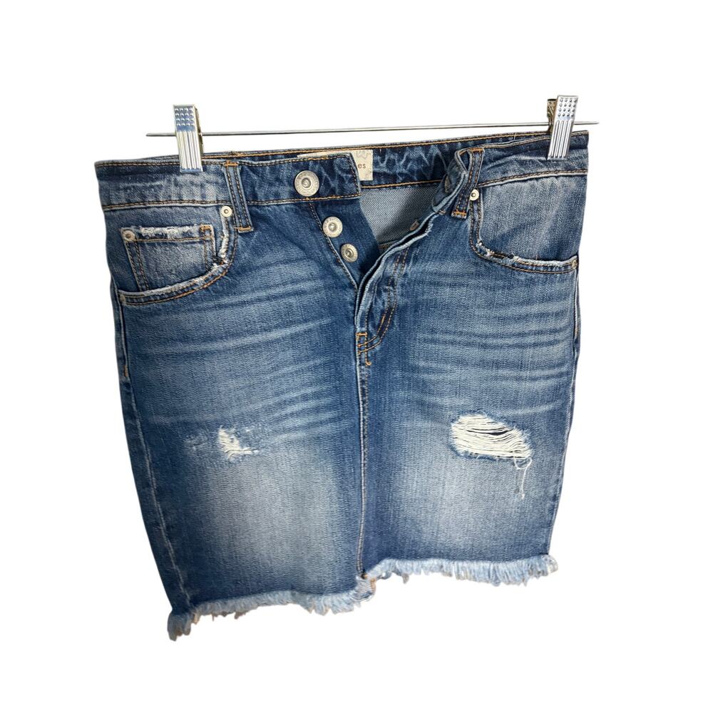 Band of Gypsies Hanna Distressed Denim Skirt Size 25 Raw‎ Hem Button fly mini